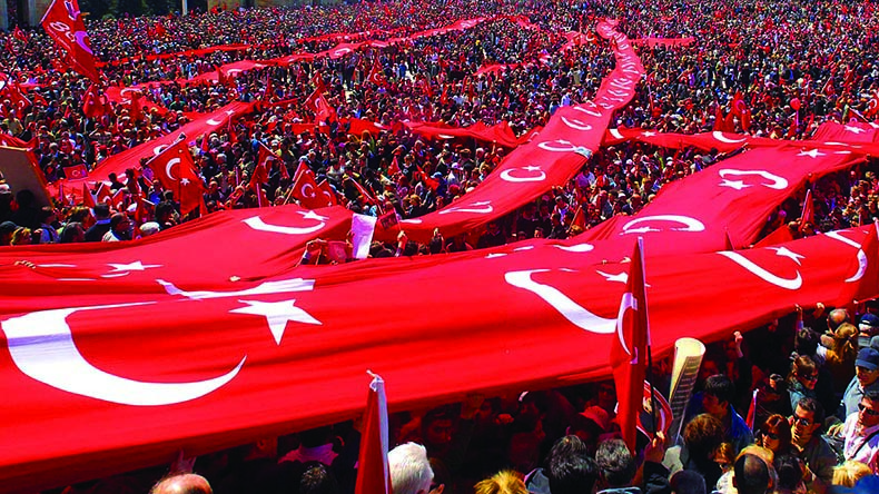 Tarikatlar, Laikler Ve Ötesi