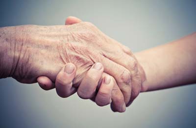 Anne babaya ihsan ve hayır ehli olmak…
