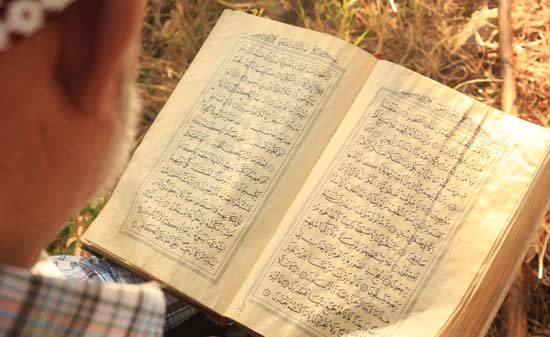 Kur’an Ahlakı Önümüzde Işık Gibidir